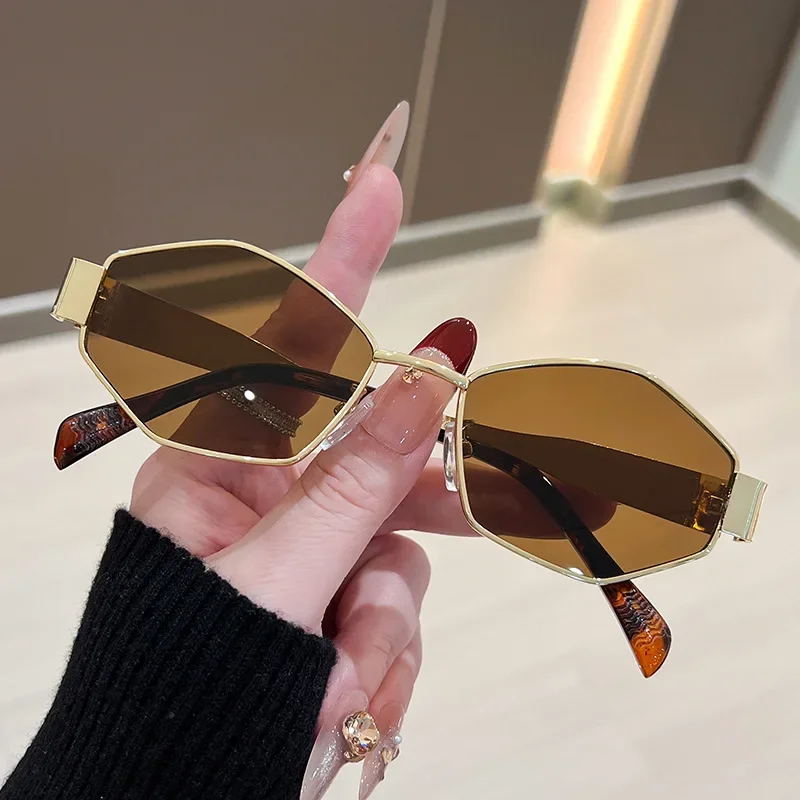 Fashion Polygonal Women Sungla - Sunglasses Uv400 评论和价格